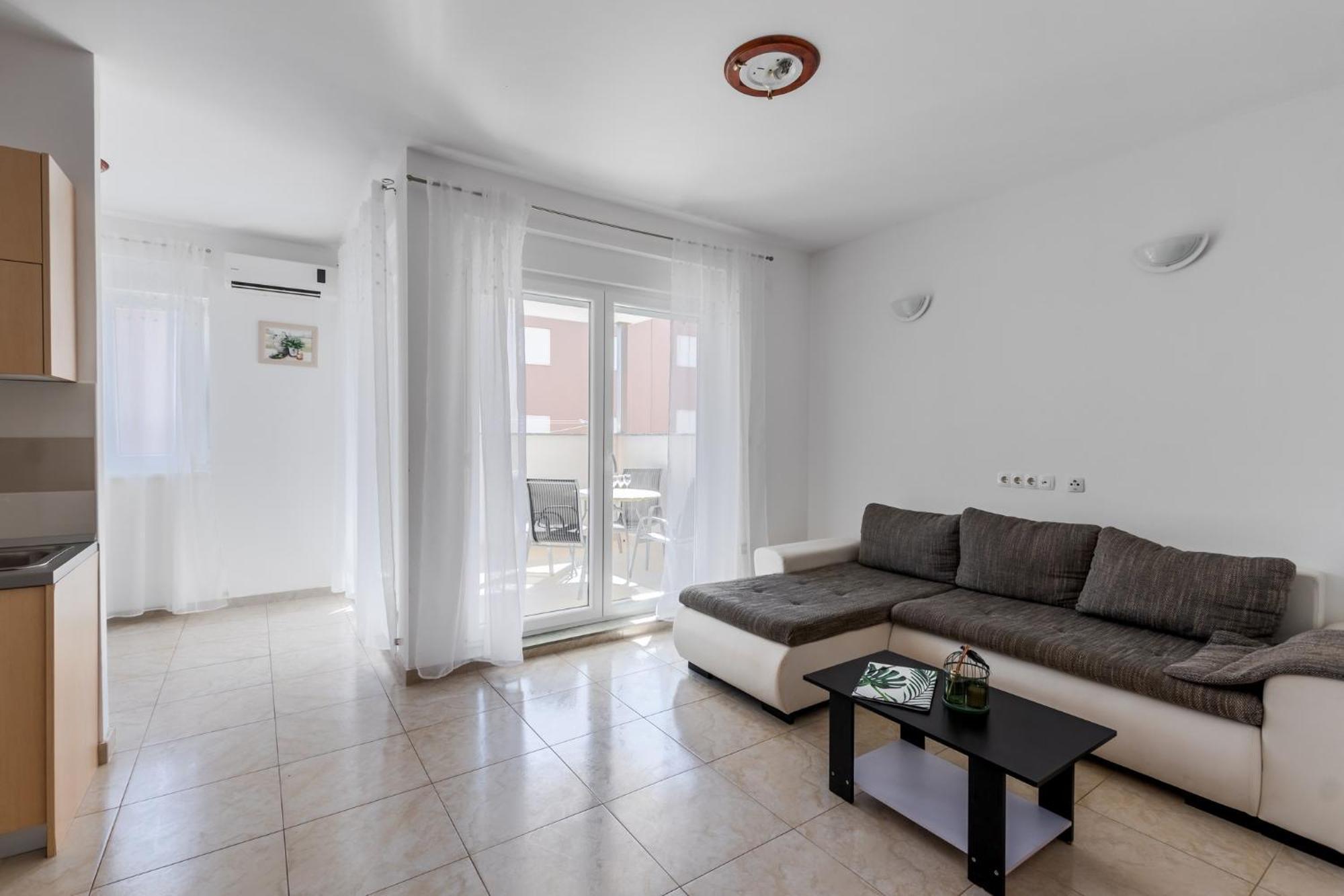 Apartment Village نين المظهر الخارجي الصورة