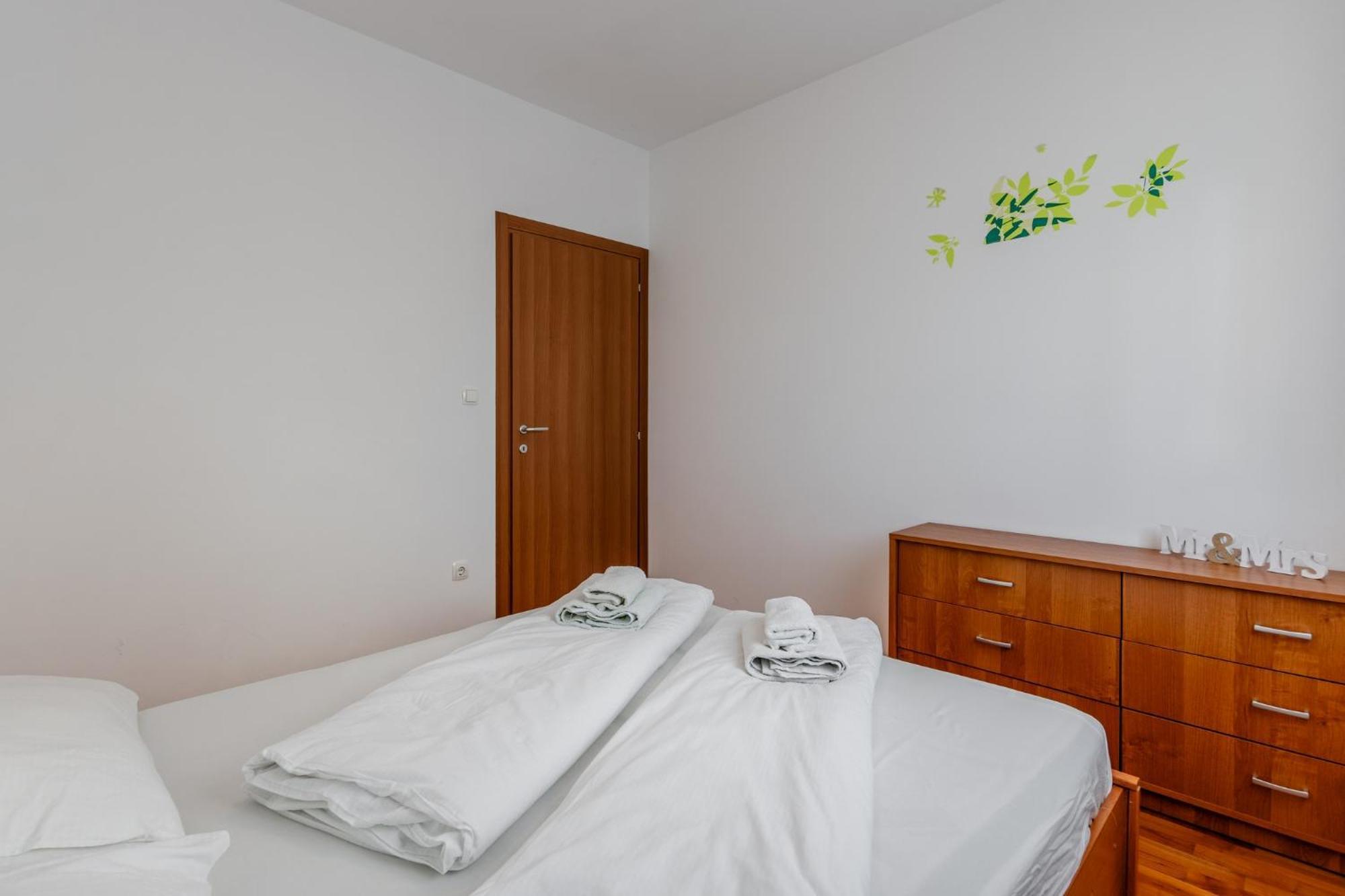 Apartment Village نين المظهر الخارجي الصورة