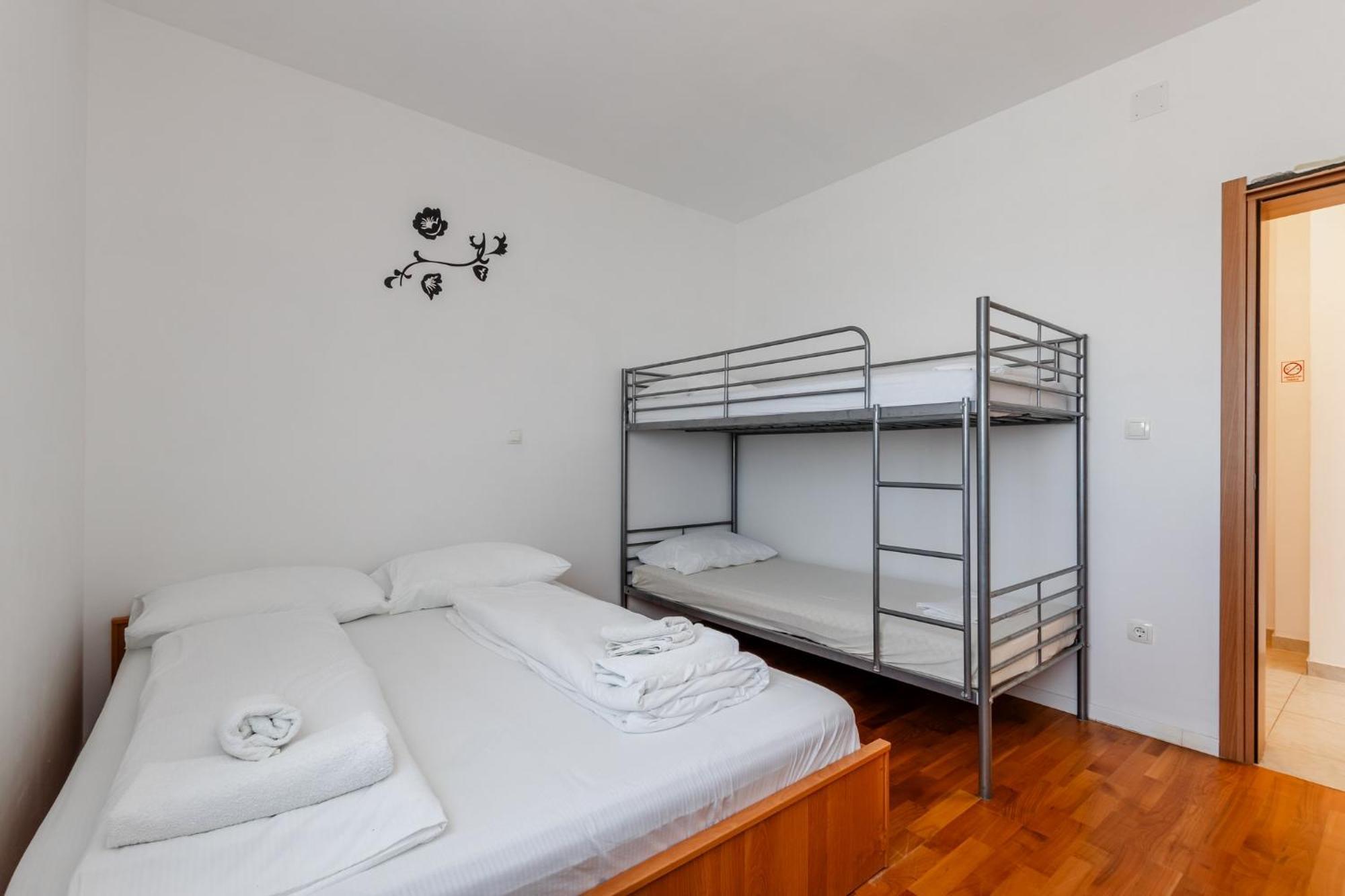 Apartment Village نين المظهر الخارجي الصورة